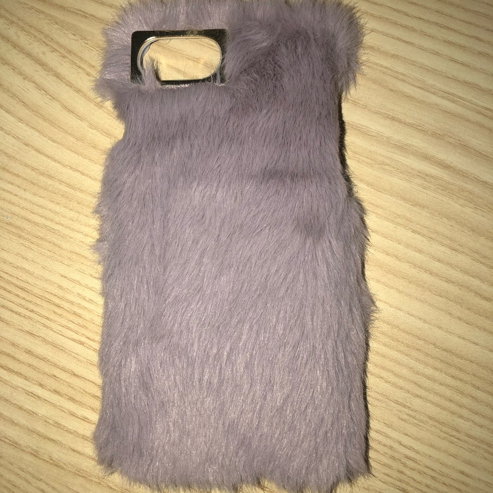 iPhone 6,6s,7,8 fuzzy phone case